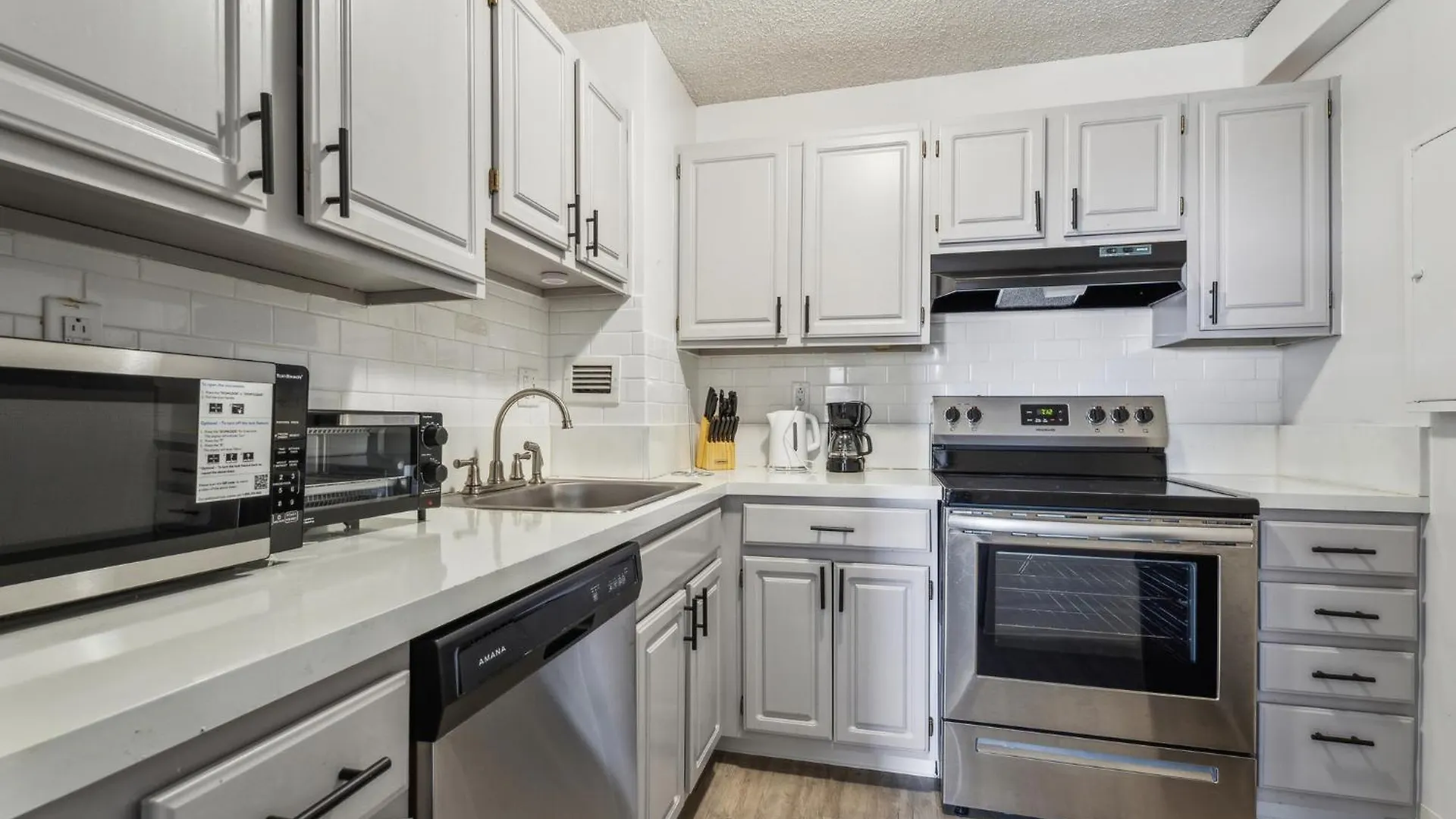 Legacy At Imperial Village 808 I 2 Bed 1 Bath Richmond